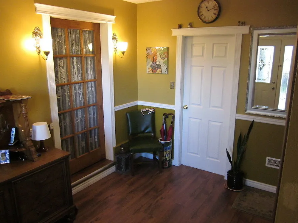 Heather Place Inn Lantzville Nanaimo